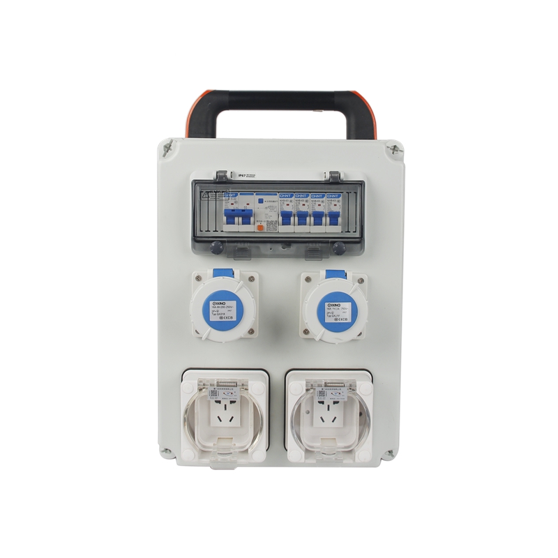 Portable socket distribution box