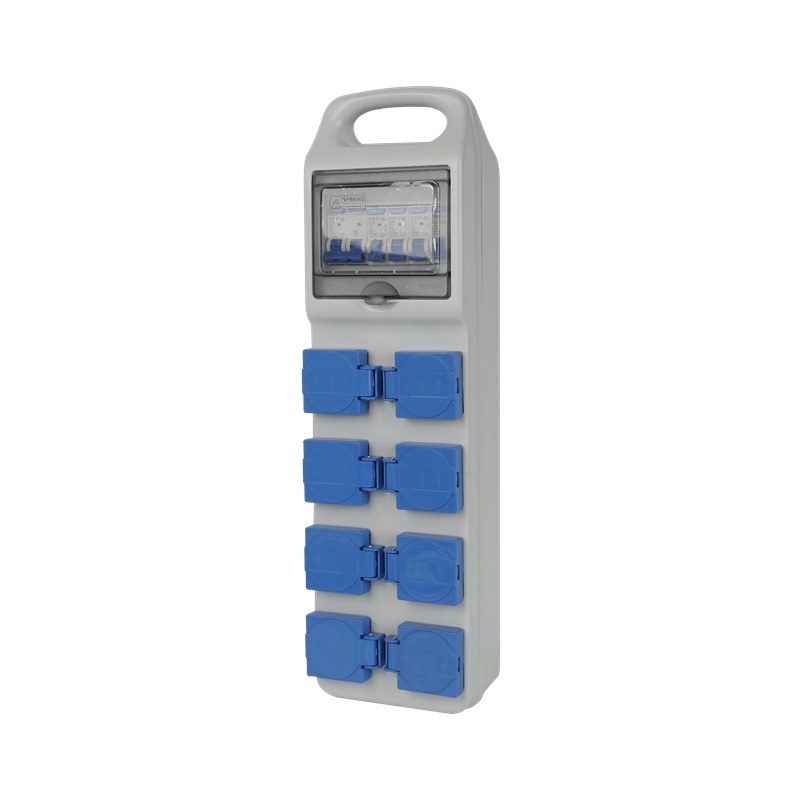 Portable socket distribution box
