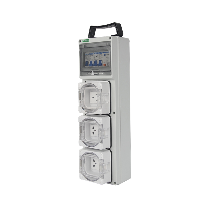 Portable socket distribution box
