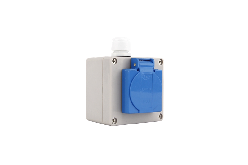 Waterproof socket box