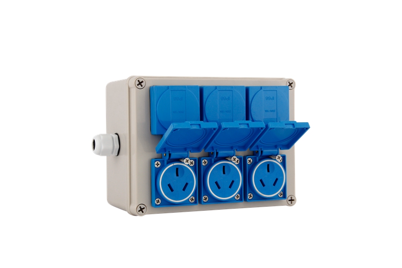 Waterproof socket box