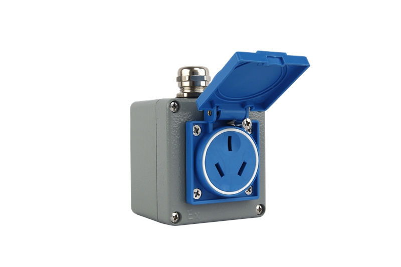 Explosion proof socket